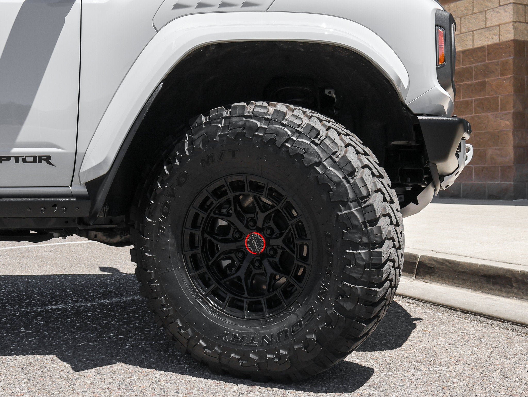 Certified 2026 Ford Bronco Raptor AWD/4WD image 13