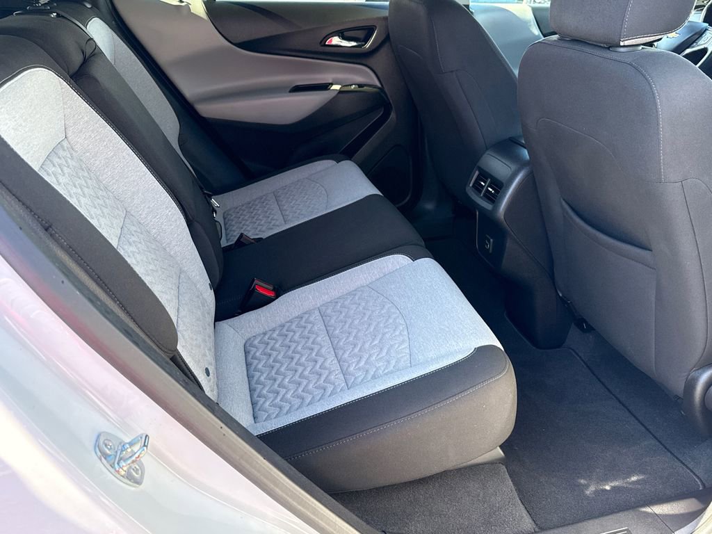Used 2023 Chevrolet Equinox LT w/ Driver Convenience Package image 15