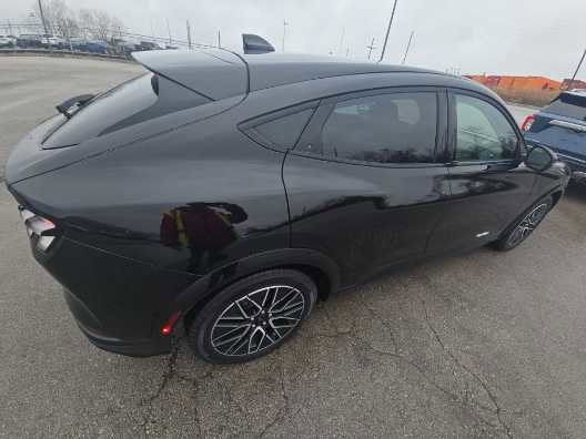 Certified 2024 Ford Mustang Mach-E Premium image 4