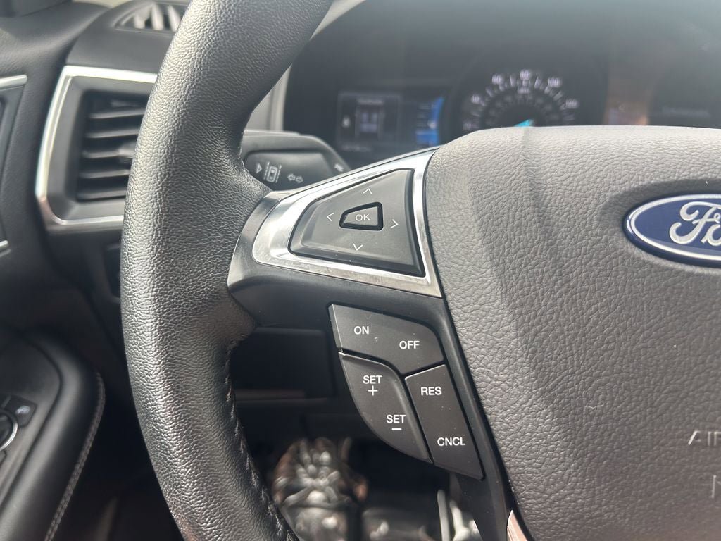 Certified 2024 Ford Edge Titanium AWD/4WD image 30