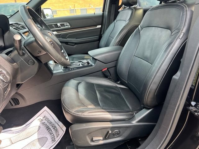 Certified 2018 Ford Explorer Limited w/ Equipment Group 301A AWD/4WD image 21