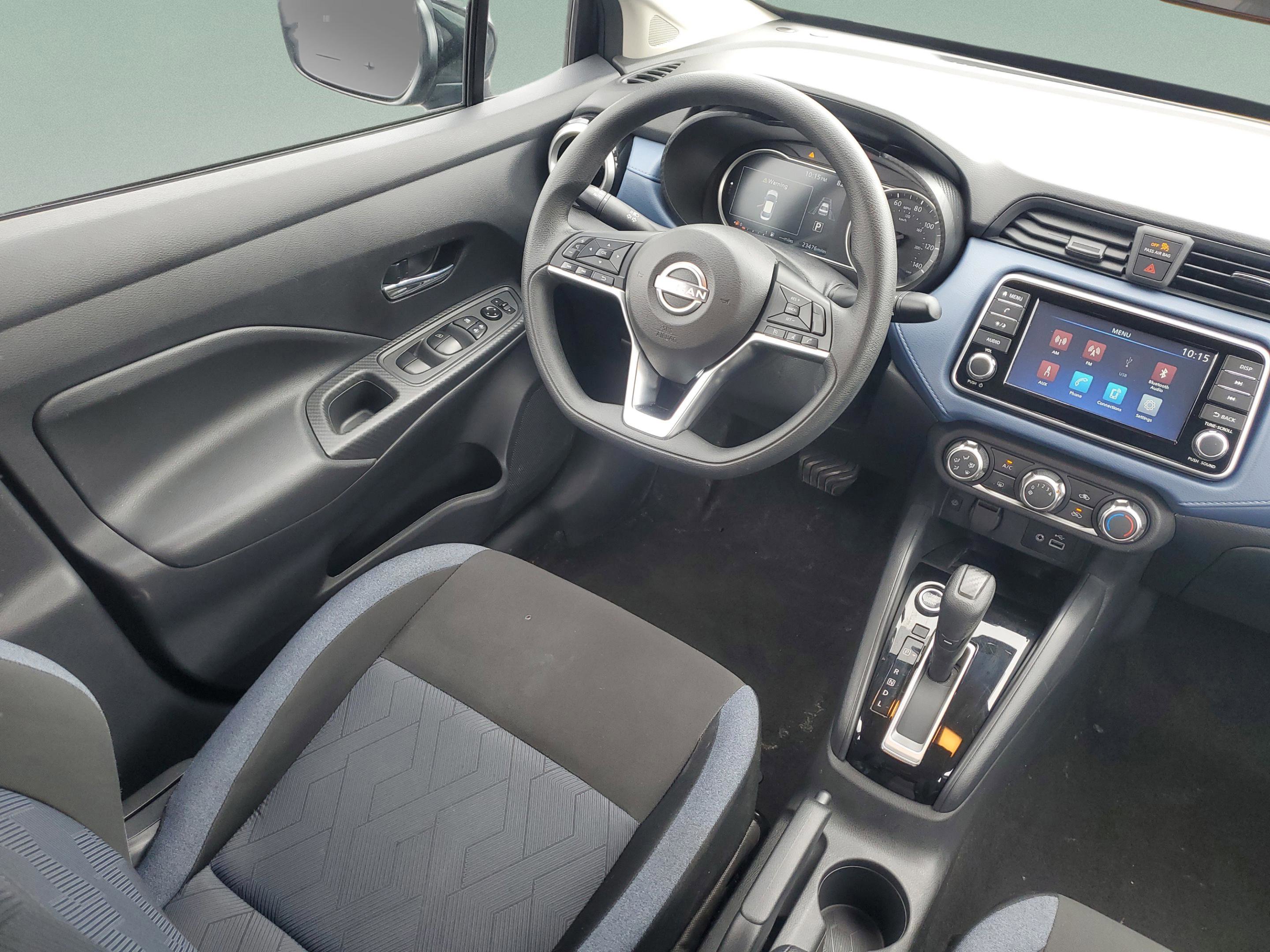 Used 2025 Nissan Versa SV FWD image 13