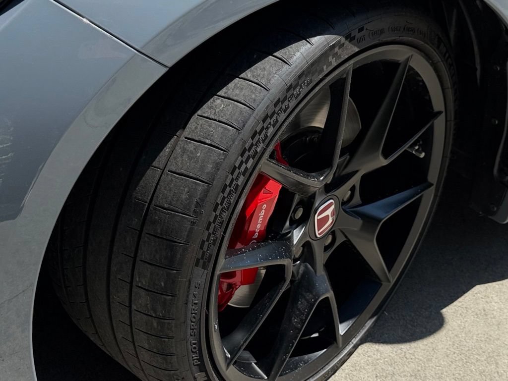 Used 2025 Honda Civic Type R image 16
