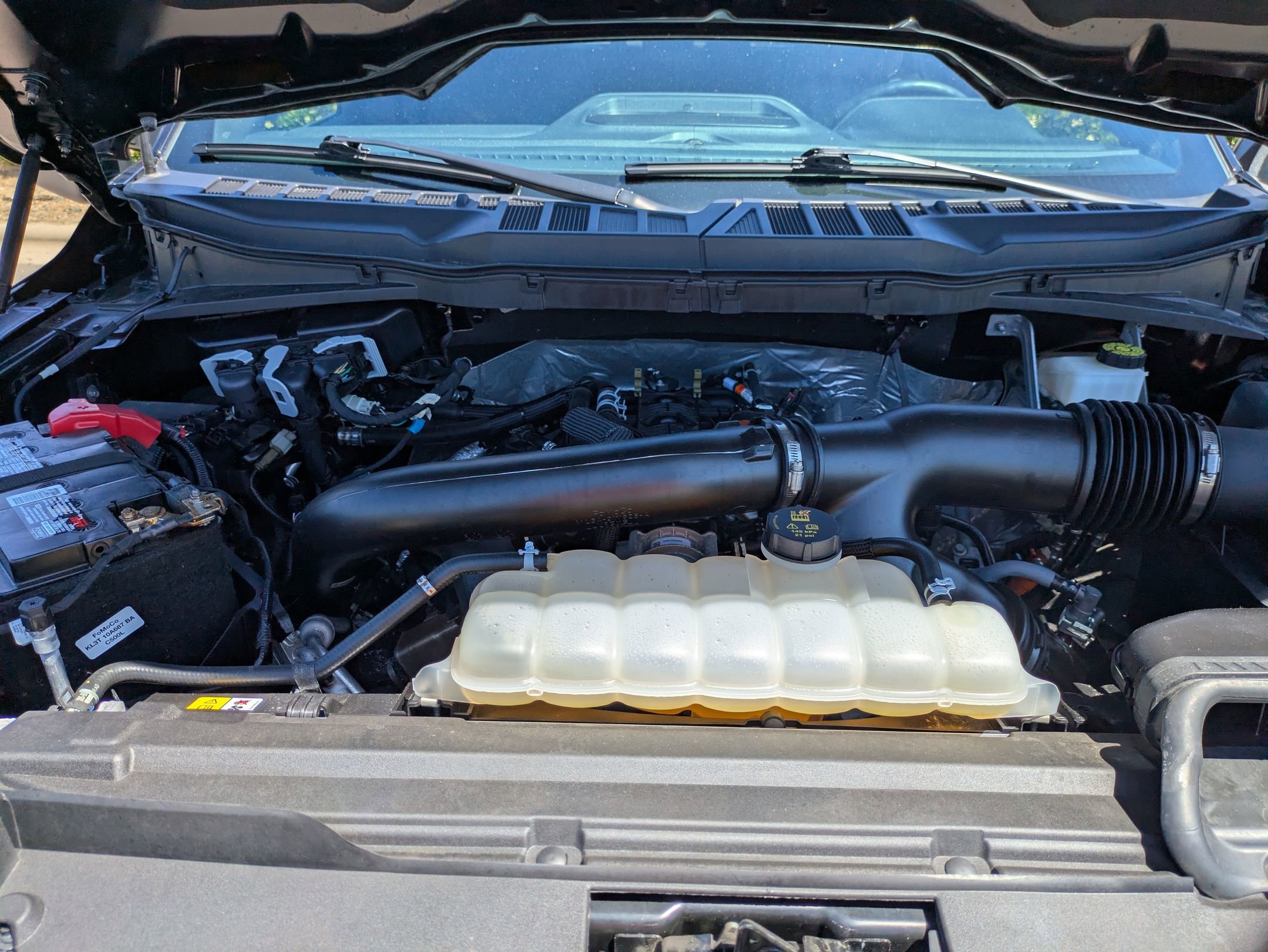 Certified 2024 Ford F150 Lariat w/ FX4 Off-Road Package AWD/4WD image 45