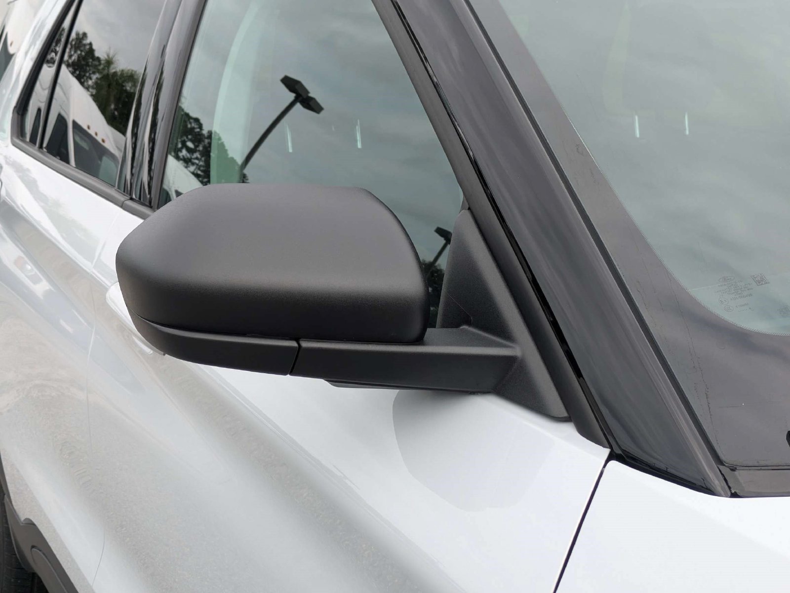 Certified 2026 Ford Explorer Active RWD image 12