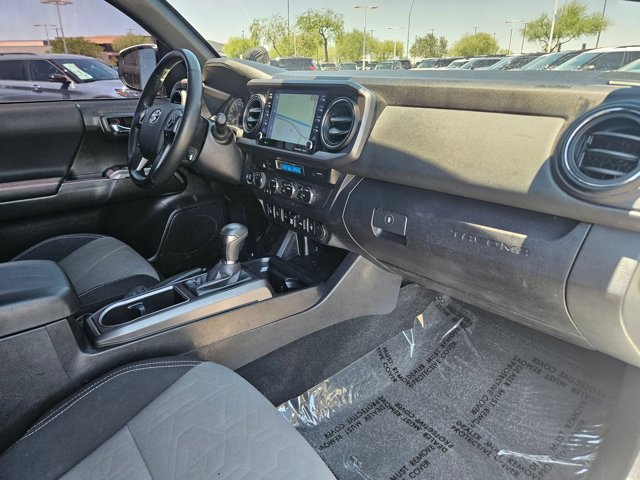 Used 2023 Toyota Tacoma TRD Off-Road w/ Advanced Technology Package AWD/4WD image 21
