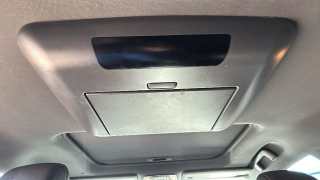 Used 2024 Toyota Sienna XLE Woodland Edition image 17