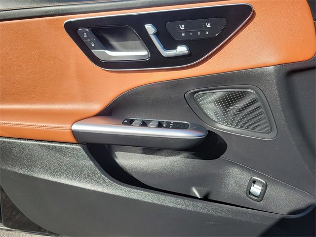 Used 2023 Mercedes-Benz C 300 Sedan image 19