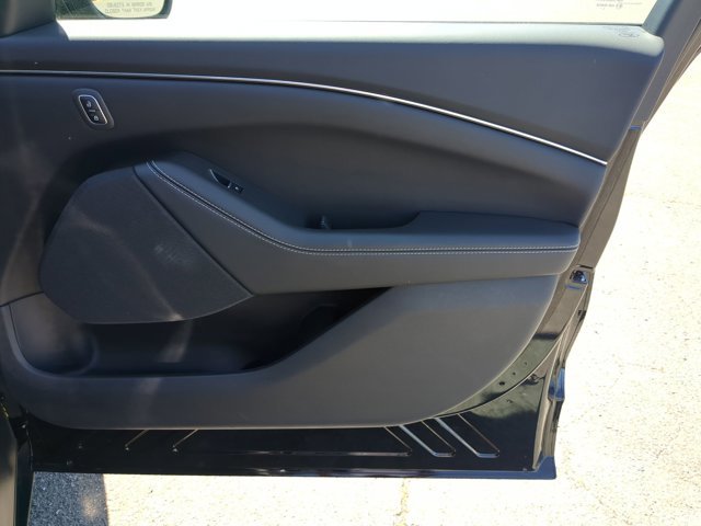 Certified 2025 Ford Mustang Mach-E Select w/ Comfort Package Lite RWD image 34