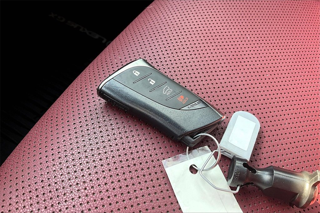 Used 2022 Lexus GX 460 Premium image 13