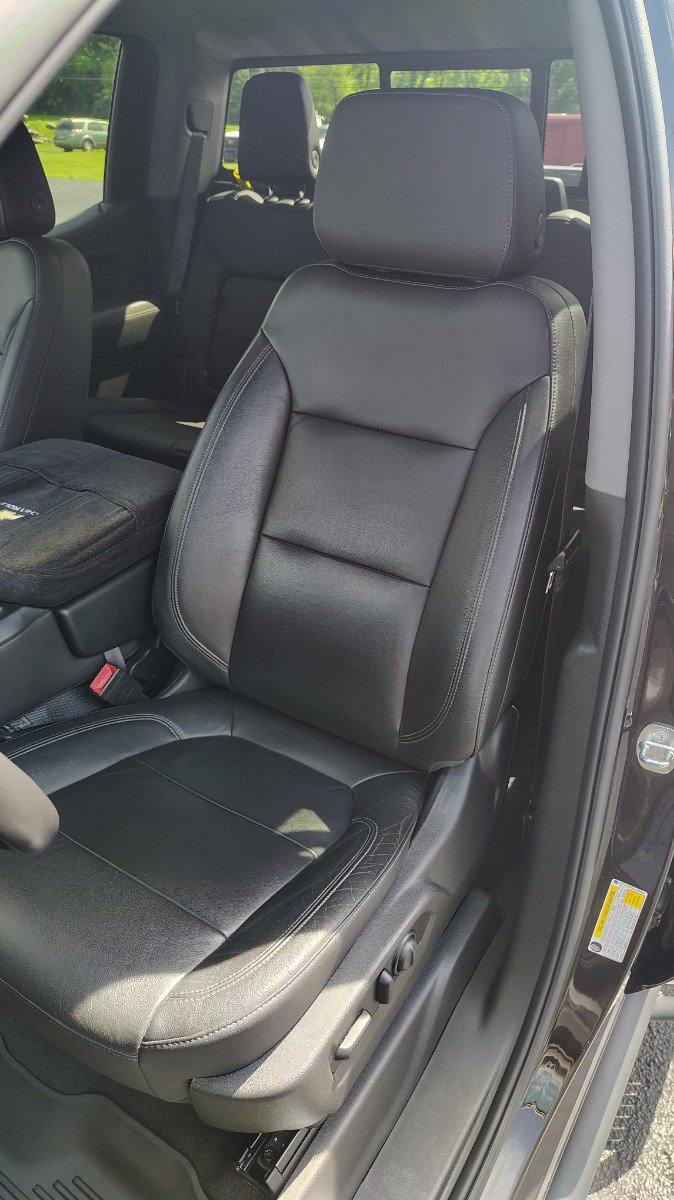 Used 2020 Chevrolet Silverado 1500 LT w/ All-Star Edition AWD/4WD image 16