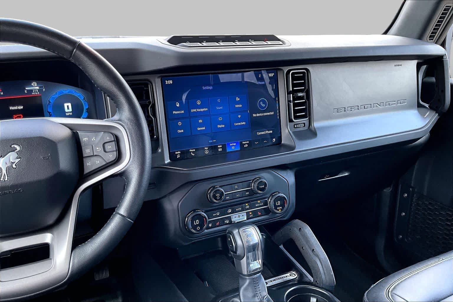 Certified 2025 Ford Bronco Badlands AWD/4WD image 9