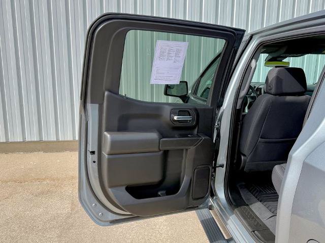 Used 2023 Chevrolet Silverado 1500 Custom w/ LPO, Dark Essentials Package AWD/4WD image 15