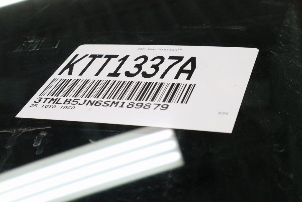 Used 2025 Toyota Tacoma SR5 image 37