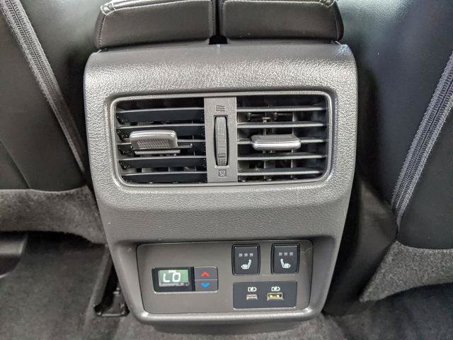 Used 2021 Nissan Rogue Platinum FWD image 18