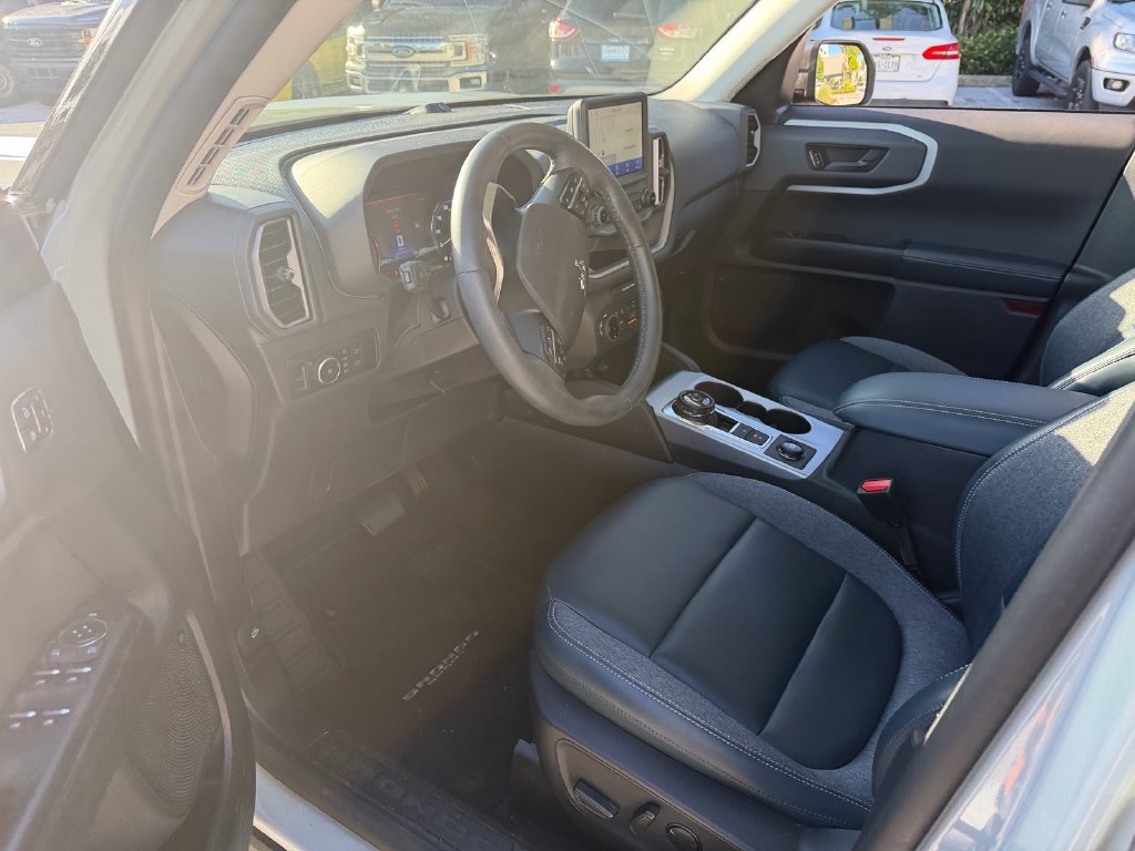 Certified 2024 Ford Bronco Sport Outer Banks w/ Tech Package AWD/4WD image 11