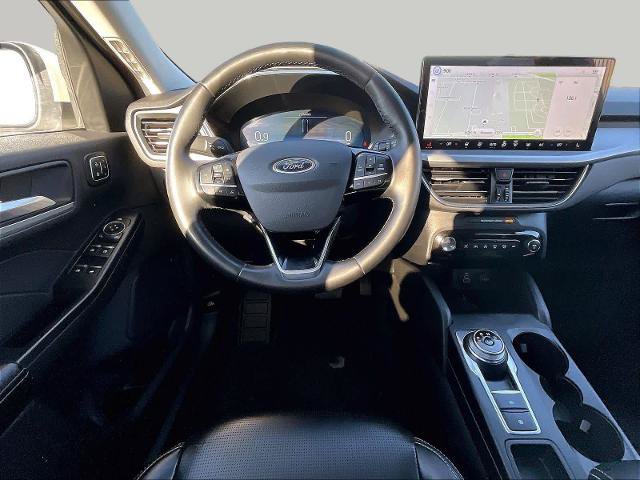 Certified 2024 Ford Escape Platinum AWD/4WD image 10