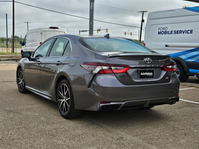 Used 2023 Toyota Camry SE image 7