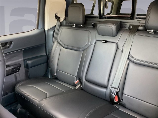 Certified 2024 Ford Maverick Lariat w/ Black Appearance Package image 16