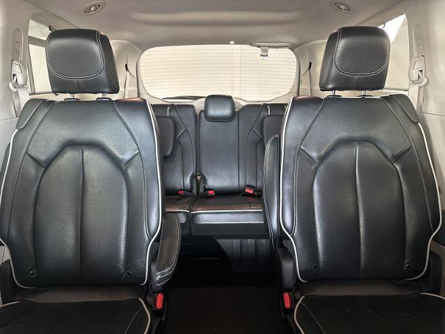 Used 2023 Chrysler Pacifica Limited FWD image 25