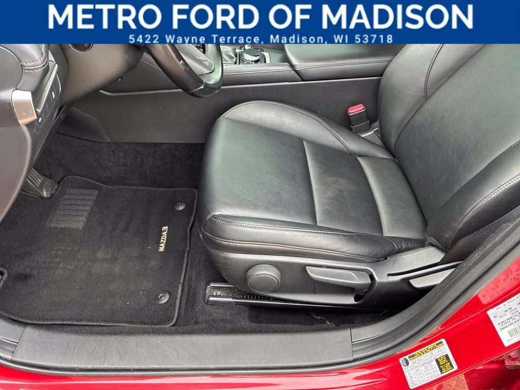 Used 2023 MAZDA MAZDA3 s FWD image 11