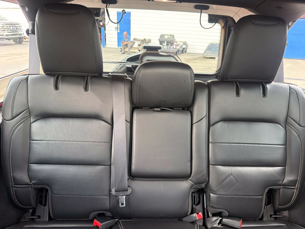 Used 2022 Jeep Wrangler Unlimited Sahara AWD/4WD image 45