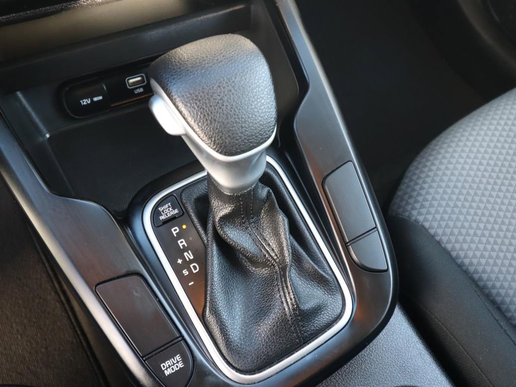 Used 2025 Kia Soul LX w/ LX Technology Package image 26