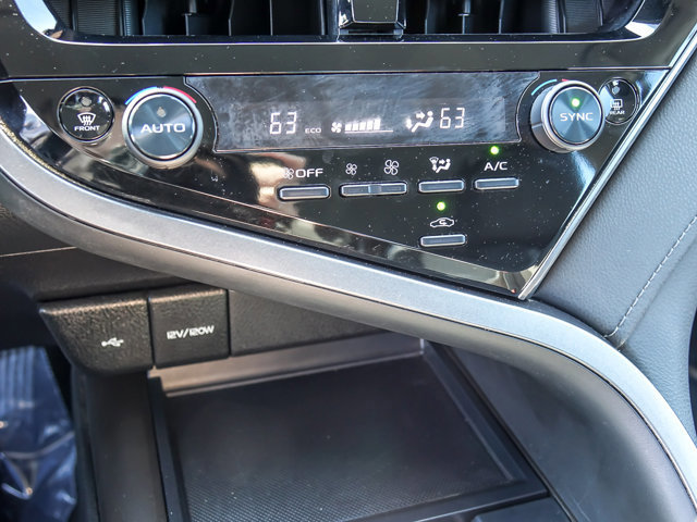Used 2023 Toyota Camry LE FWD image 11