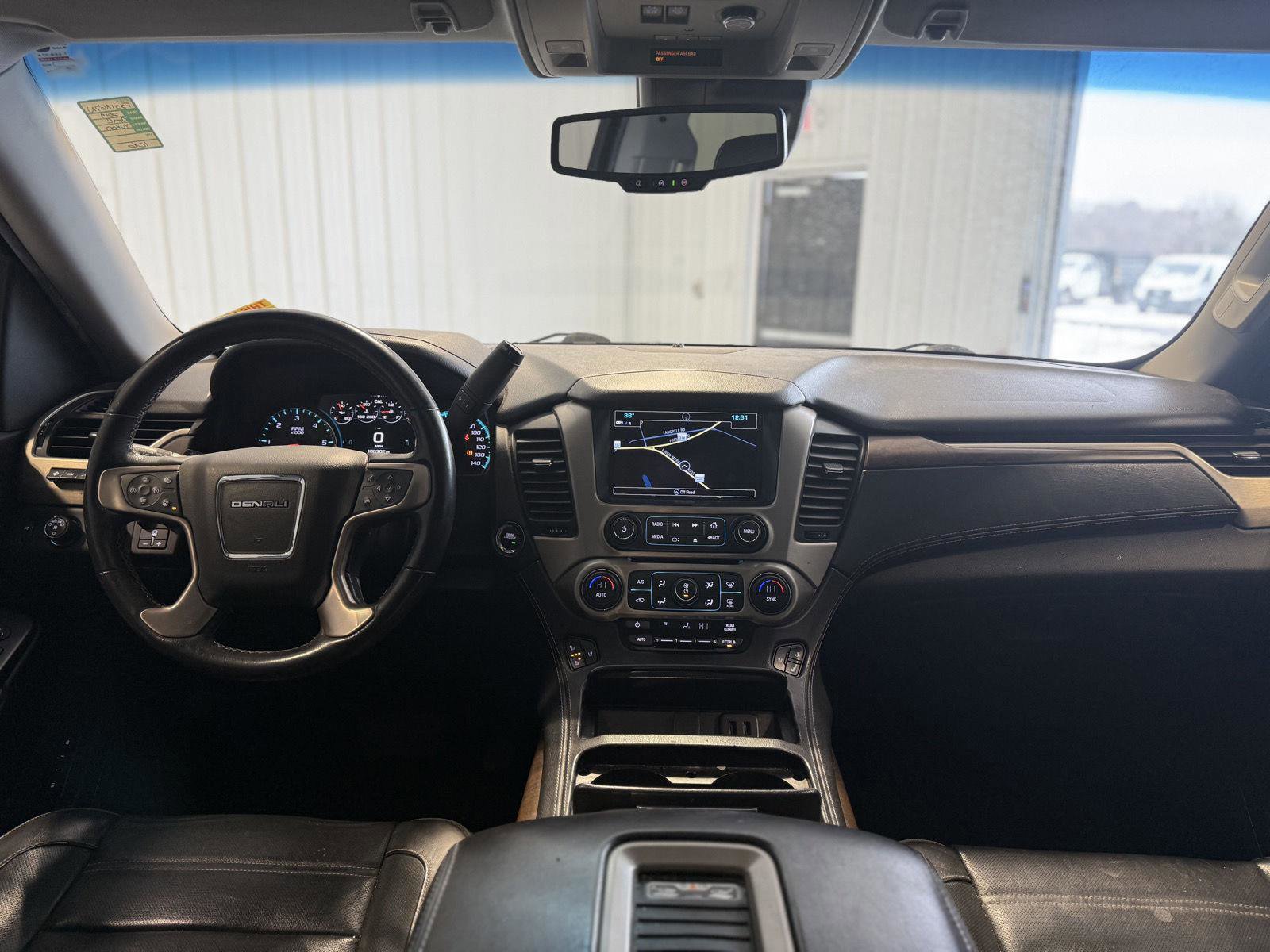 Used 2019 GMC Yukon Denali w/ Open Road Package image 11