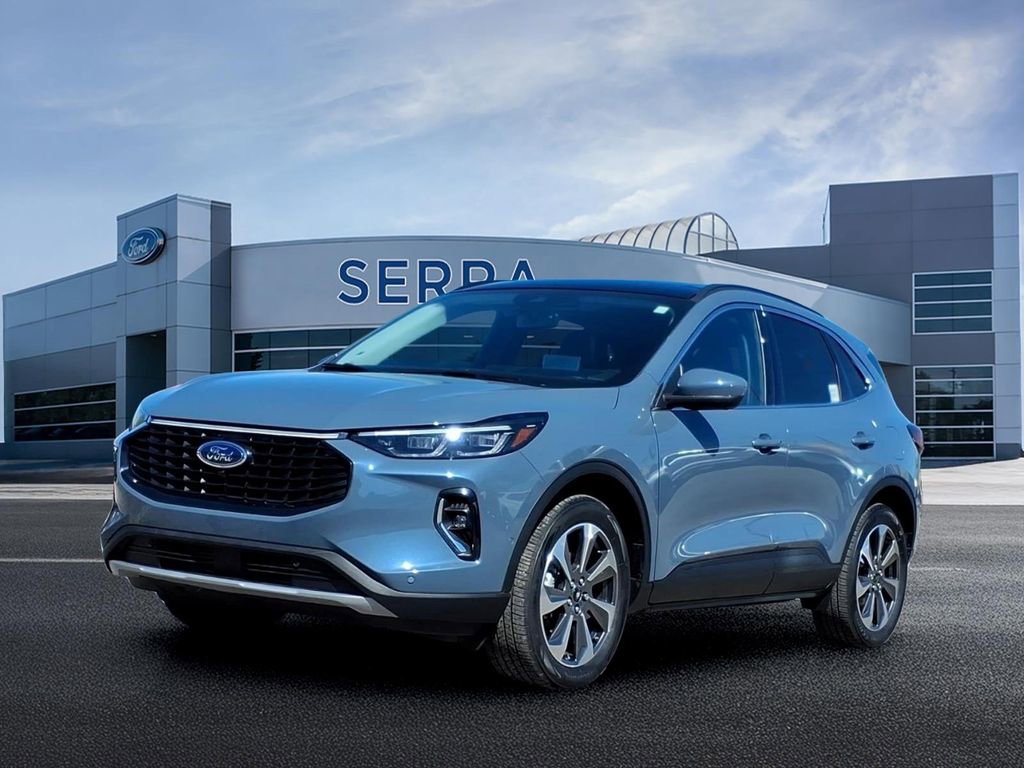 Certified 2023 Ford Escape Platinum w/ Premium Technology Package