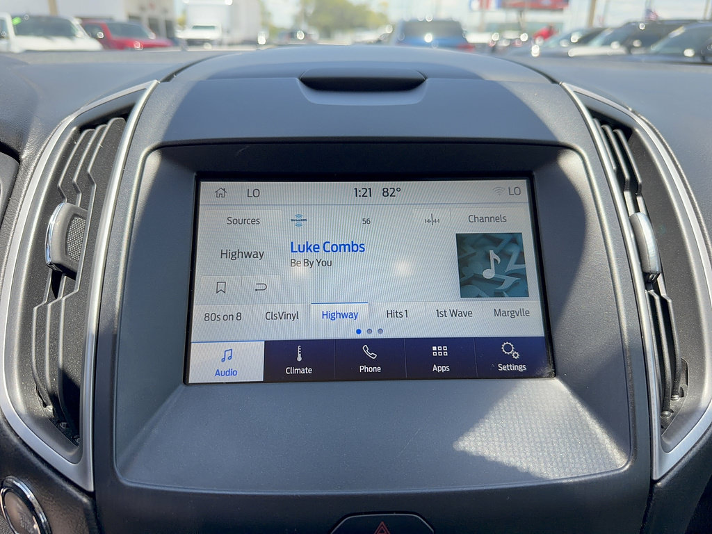 Certified 2019 Ford Edge SEL w/ Equipment Group 201A AWD/4WD image 18