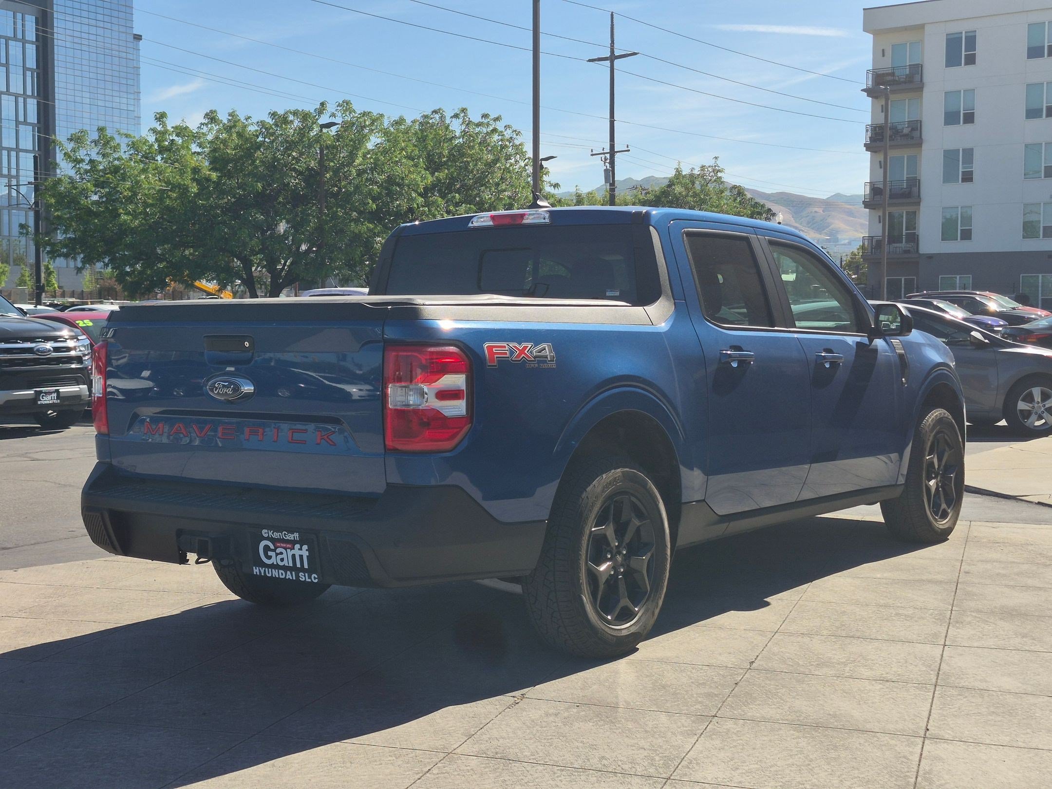 Certified 2024 Ford Maverick Lariat w/ FX4 Off-Road Package AWD/4WD image 3