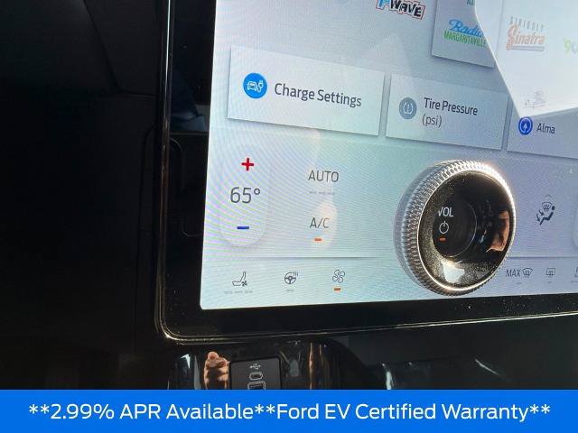 Certified 2025 Ford Mustang Mach-E Premium AWD/4WD image 17