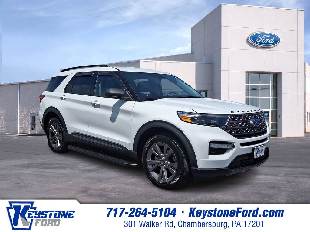 Certified 2021 Ford Explorer XLT w/ Equipment Group 202A AWD/4WD image 1