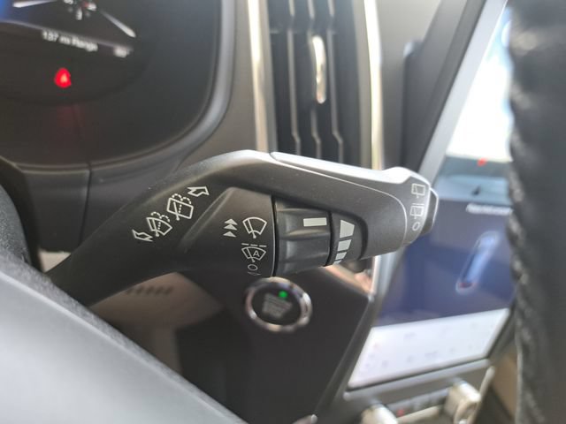Certified 2024 Ford Edge Titanium w/ Titanium Elite Package AWD/4WD image 21