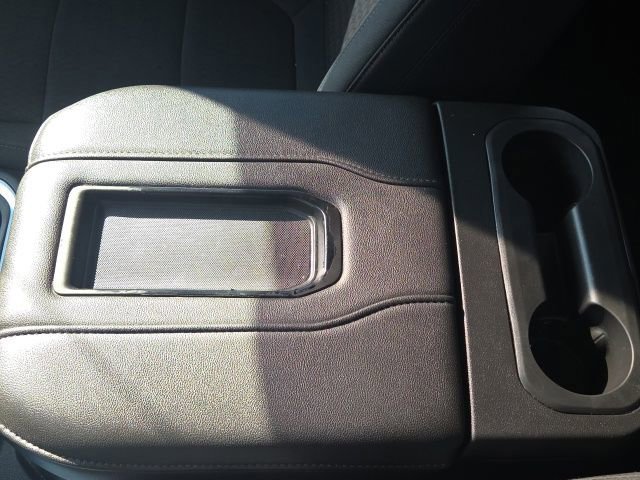 Used 2020 Chevrolet Silverado 1500 LT Trail Boss image 31