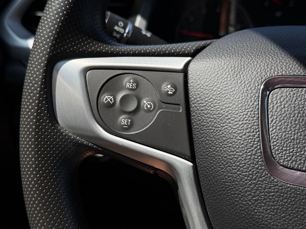 Used 2023 GMC Acadia SLE FWD image 27