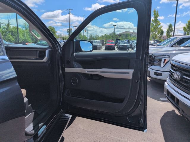 Certified 2023 Ford Expedition XLT AWD/4WD image 14