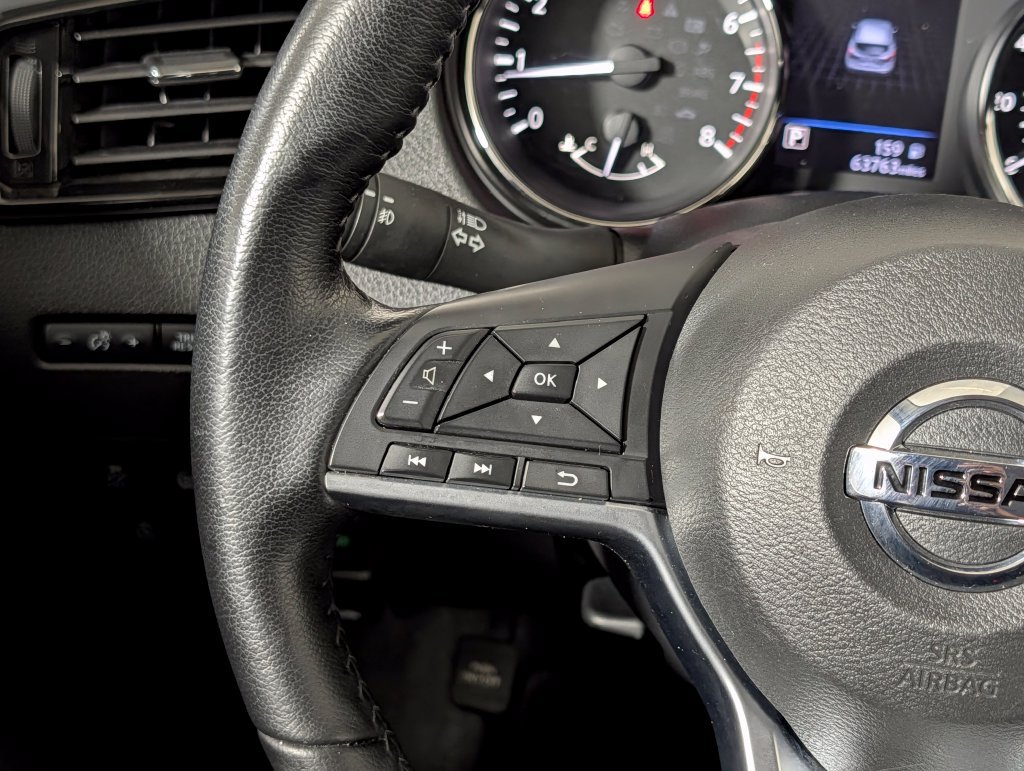 Used 2021 Nissan Rogue Sport SV FWD image 18