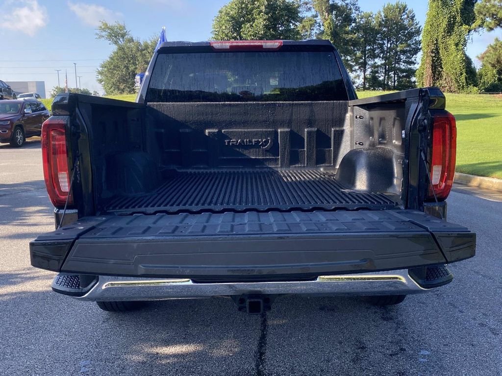 Used 2025 GMC Sierra 1500 SLT AWD/4WD image 6