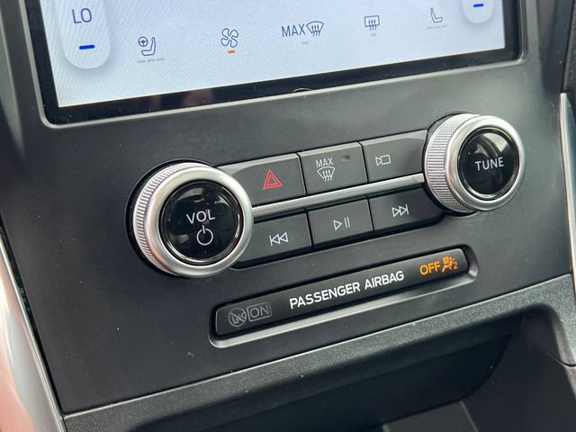 Certified 2024 Ford Edge Titanium AWD/4WD image 20