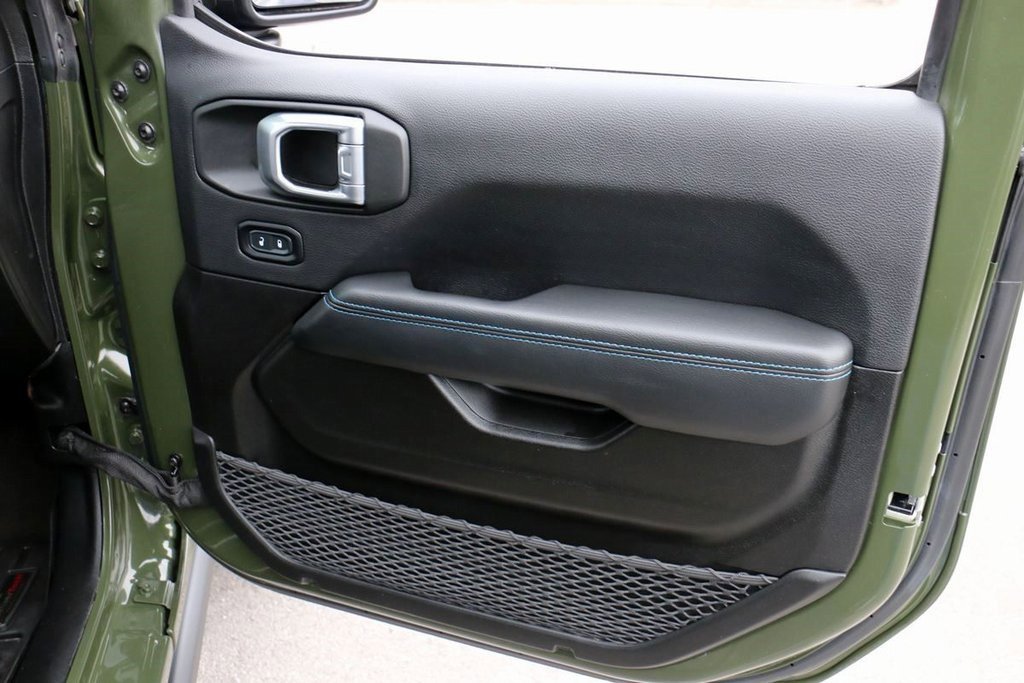 Used 2023 Jeep Wrangler Unlimited Rubicon 4xe w/ Steel Bumper Group image 31