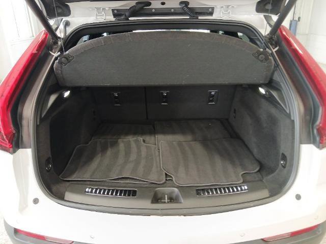 Used 2023 Cadillac XT4 Premium Luxury w/ Technology Package image 19