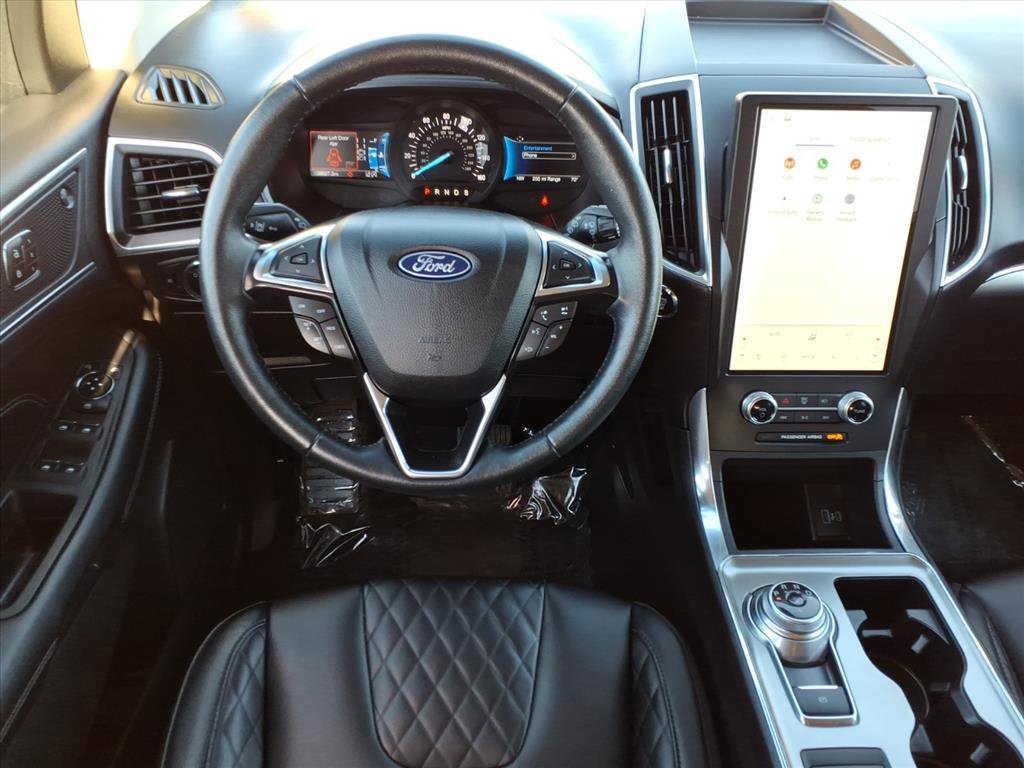 Certified 2024 Ford Edge Titanium image 17