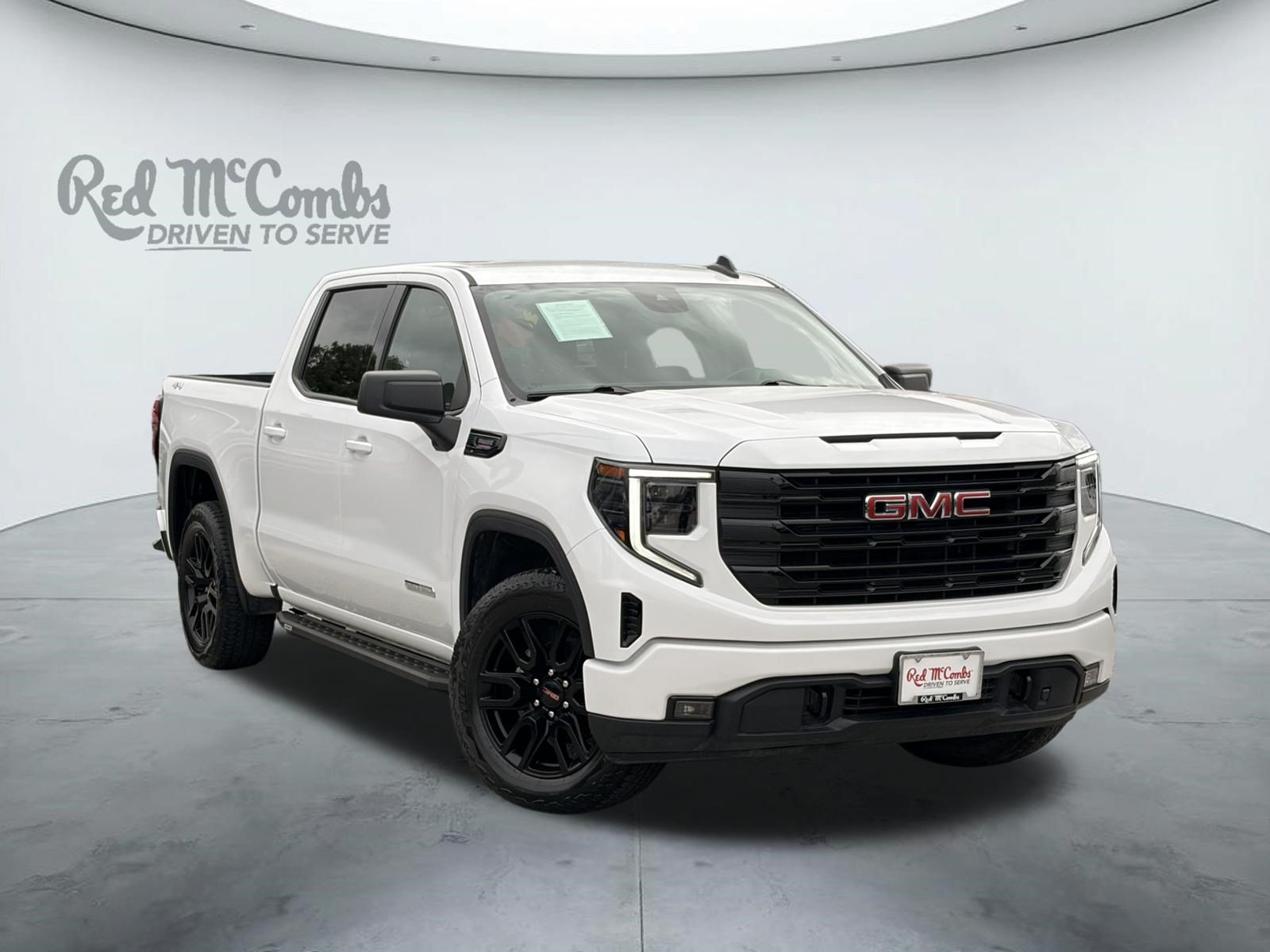 Used 2024 GMC Sierra 1500 Elevation AWD/4WD image 1