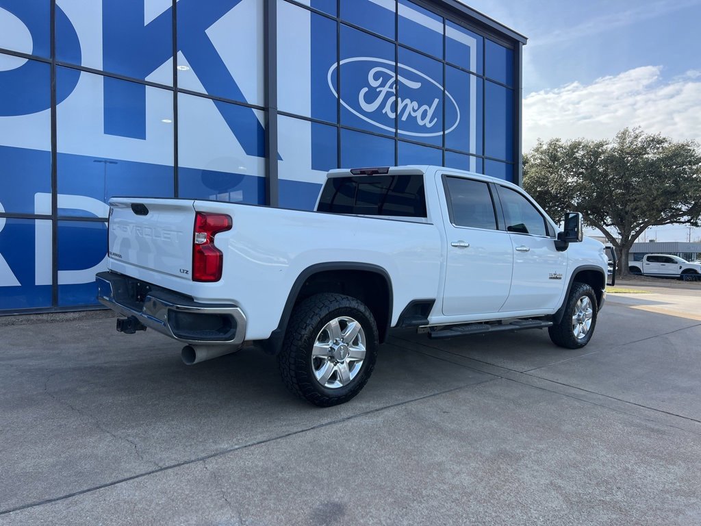 Used 2020 Chevrolet Silverado 2500 LTZ w/ LTZ Texas Edition image 4