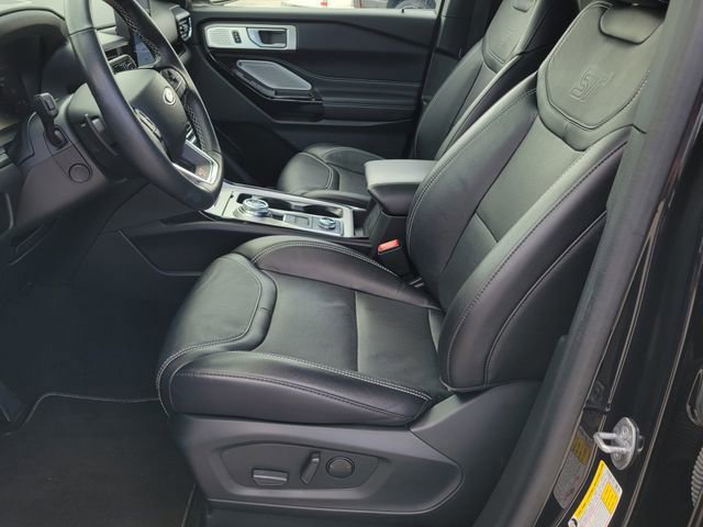 Certified 2024 Ford Explorer ST w/ Equipment Group 401A AWD/4WD image 9