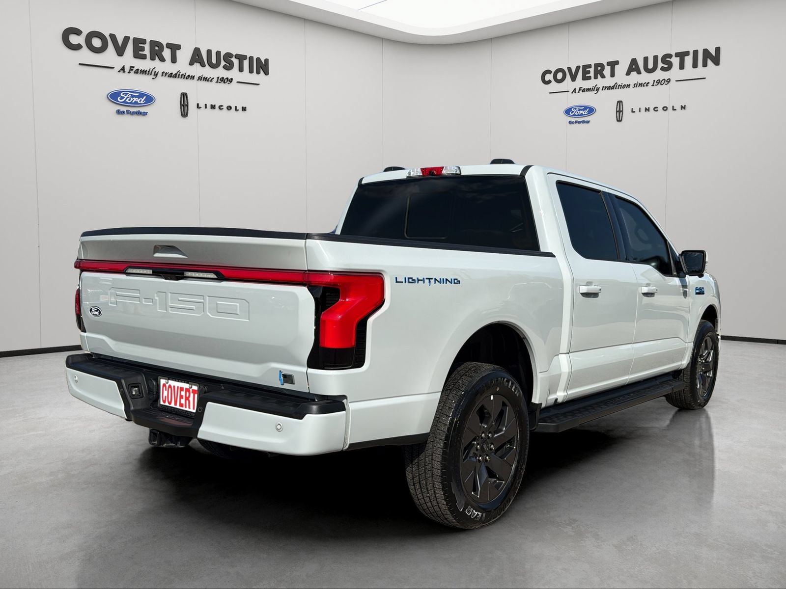 Certified 2024 Ford F150 Lightning Lariat AWD/4WD image 6