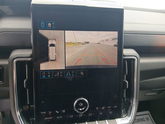 Used 2025 GMC Yukon XL Denali RWD image 22