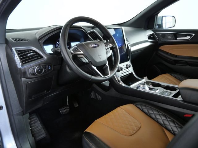 Certified 2023 Ford Edge Titanium w/ Equipment Group 301A AWD/4WD image 14